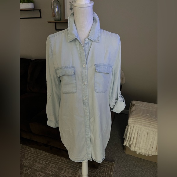 Chico’s Button Down Shirt 1/ med - Picture 1 of 6